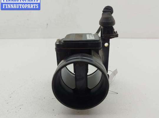 купить Расходомер (измеритель потока воздуха) на Volkswagen Passat B5