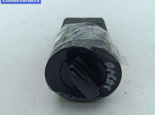 купить Переключатель света на Volkswagen Passat B5