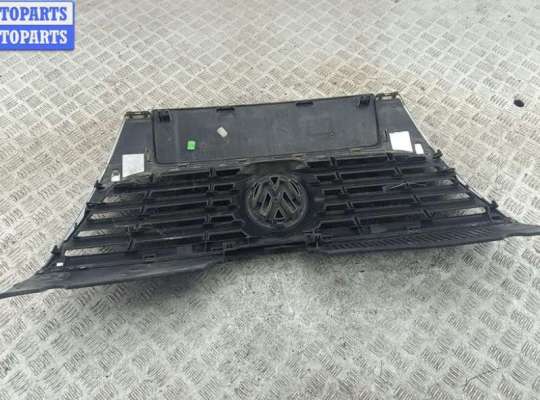 купить Решетка радиатора на Volkswagen Passat B6