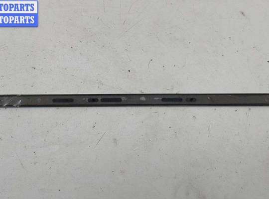 купить Молдинг двери задней левой на Audi A4 B5 (1994-2001)