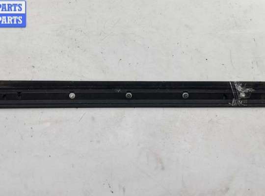 купить Молдинг двери передней правой на Opel Zafira A (1999-2005)