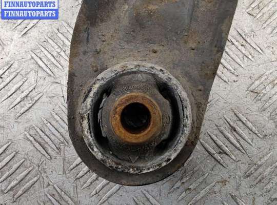 купить Рычаг подвески передний правый на Volkswagen Golf-3