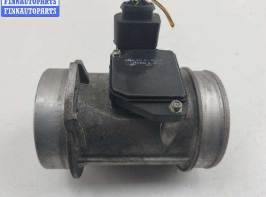 купить Расходомер (измеритель потока воздуха) на Skoda Superb mk1 (B5)