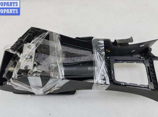 купить Подлокотник на Peugeot 407