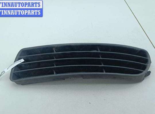 купить Решётка (заглушка) в бампер на Audi A4 B5 (1994-2001)