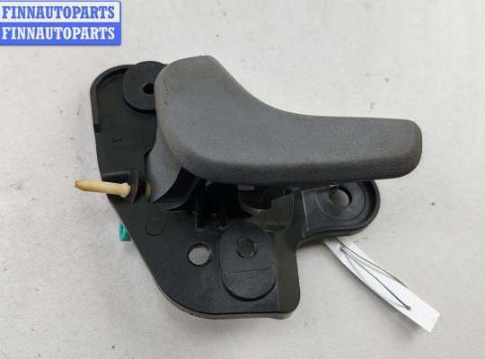 Ручка двери внутренняя передняя левая DGQ6637 на Chrysler Voyager (2001-2007)