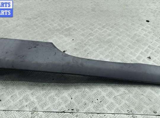 купить Молдинг крыла заднего правого на Citroen Jumpy (1994-2006)