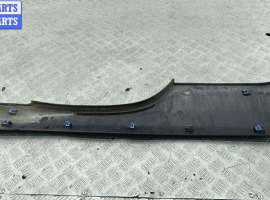 купить Молдинг крыла заднего правого на Citroen Jumpy (1994-2006)