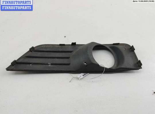 купить Рамка фары противотуманной левой на Ford Focus II (2004-2011)