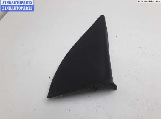 Накладка на зеркало правое VG2245961 на Volkswagen Golf-3
