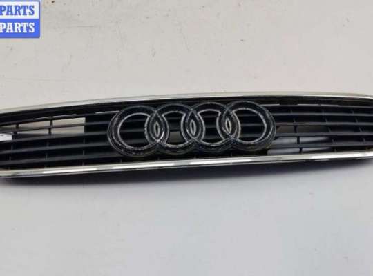Решетка радиатора AU1753563 на Audi A4 B5 (1994-2001)