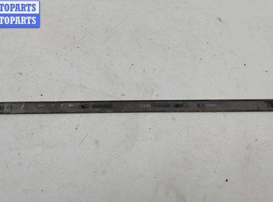 купить Молдинг двери задней правой на Audi A4 B5 (1994-2001)