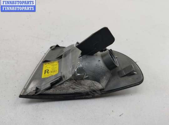 Поворотник передний на Audi A4 (8D, B5)