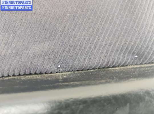 купить Обшивка двери передней правой (дверная карта) на Audi 80 B4 (1991-1996)