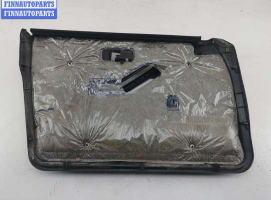 купить Обшивка двери передней правой (дверная карта) на Audi 80 B4 (1991-1996)