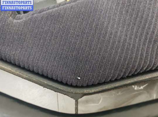 купить Обшивка двери передней правой (дверная карта) на Audi 80 B4 (1991-1996)