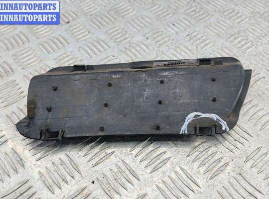 купить Решётка (заглушка) в бампер на Volkswagen Golf-3