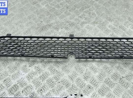 купить Решетка радиатора на Ford Transit (2000-2006)