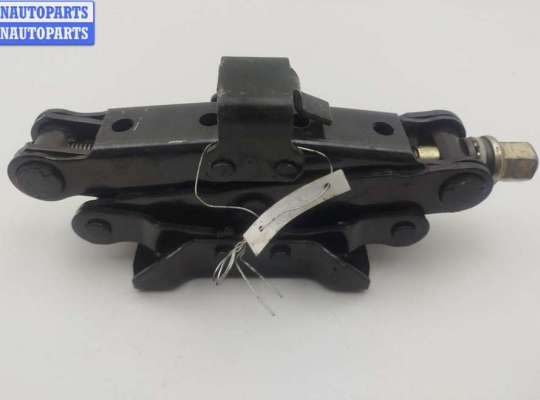 Домкрат RN1572074 на Renault Scenic I (1996-2003)