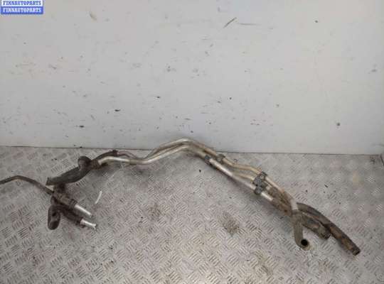 купить Трубка охлаждающей жидкости металлическая на Volkswagen Transporter T5