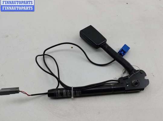 купить Замок ремня безопасности передний на Mazda 3 (2003-2008) BK