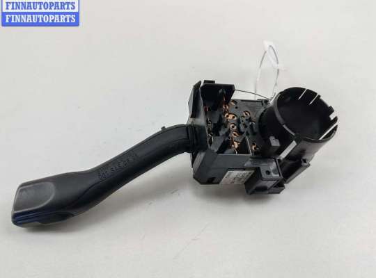 купить Переключатель поворотов на Volkswagen Passat B5