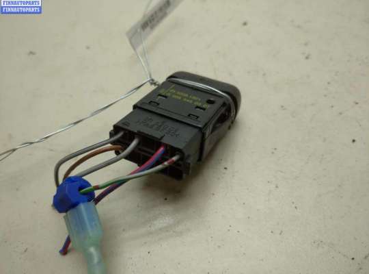 купить Кнопка обогрева заднего стекла на Mercedes Vito-1 W638 (1996-2003)