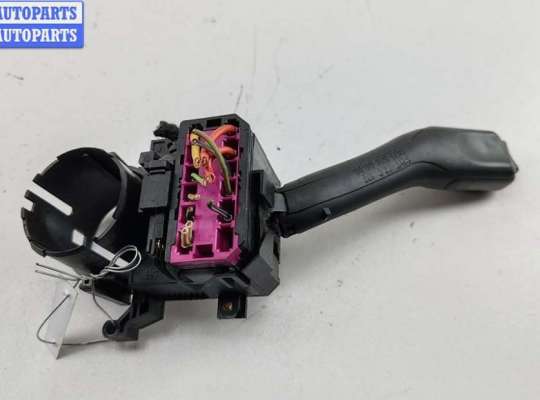 купить Переключатель поворотов на Audi A6 C5 (1997-2005)