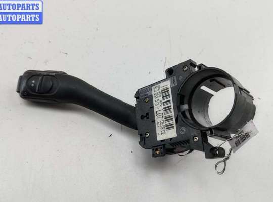 купить Переключатель поворотов на Audi A6 C5 (1997-2005)