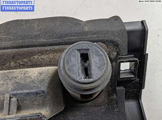 Ручка крышки багажника (задней двери) на Peugeot 206