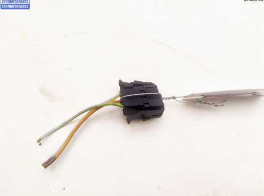 Разъем (фишка) проводки MB1493538 на Mercedes E-Class W210 (1995-2002)