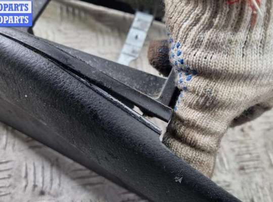 купить Консоль салона (центральная часть) на Volkswagen Golf-4