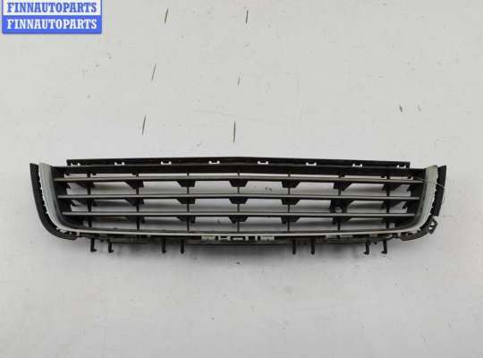 Решетка (заглушка) бампера на Opel Astra H / Classic