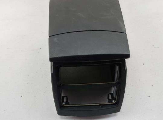 купить Консоль салона (центральная часть) на BMW 5 E60/E61 (2003-2010)