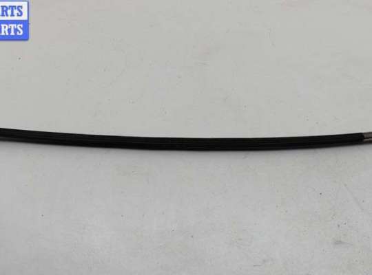 Купить Молдинг лобового стекла на Volkswagen Passat B6 Молдинг лобового стекла VG2667185 на Volkswagen Passat B6