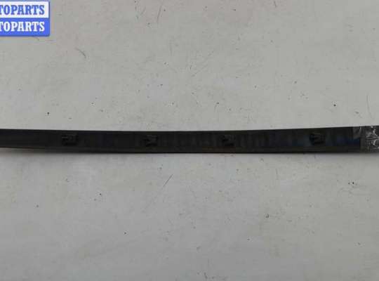 купить Молдинг двери передней левой на Peugeot 307