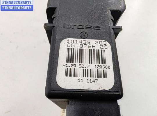 купить Моторчик стеклоподъемника задний левый на Volkswagen Golf-4