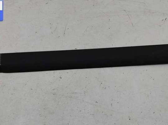 купить Молдинг двери передней левой на Volkswagen Passat B5+ (GP)