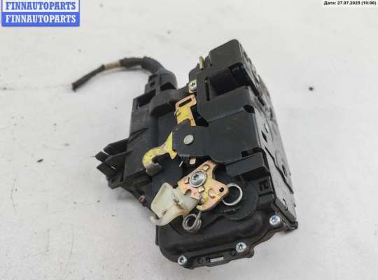 купить Замок двери передней левой на Volkswagen Passat B5