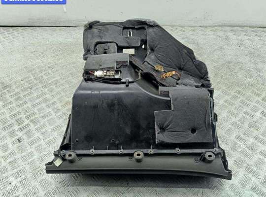 купить Бардачок на Audi A4 B6 (2001-2004)