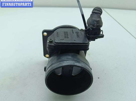 купить Расходомер (измеритель потока воздуха) на Volkswagen Passat B5