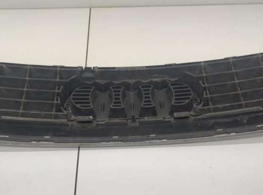 купить Решетка радиатора на Audi A6 C5 (1997-2005)