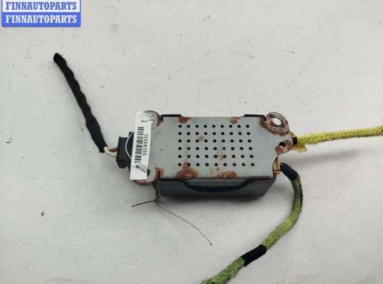 купить Усилитель антенны на Volkswagen Golf-5