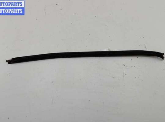 купить Молдинг стекла двери передней левой наружный на Volvo S60