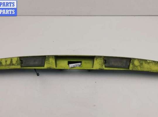 купить Накладка подсветки номера на Renault Scenic I (1996-2003)
