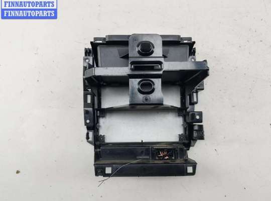 купить Рамка магнитолы на Volkswagen Bora