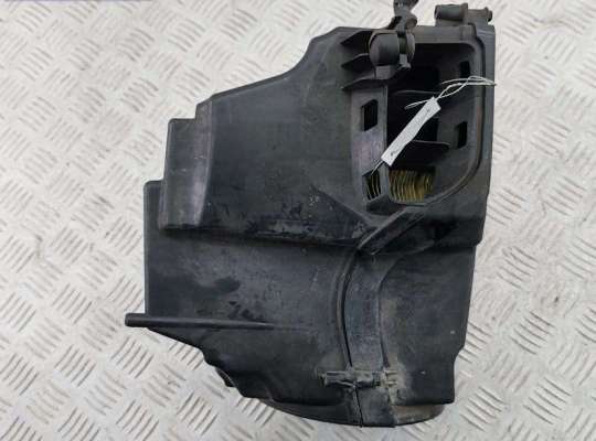 купить Корпус воздушного фильтра на Ford C-Max (2003-2010)