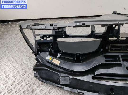 Панель передняя салона (Торпедо) на Volkswagen Passat B6 (3C)