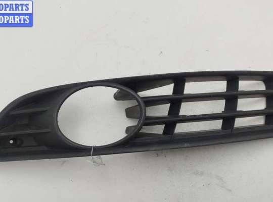 Купить Рамка фары противотуманной левой на Volkswagen Passat B6 Рамка фары противотуманной левой VG2712512 на Volkswagen Passat B6