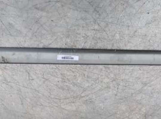 Молдинг двери передней правой AU370255 на Audi A4 B6 (2001-2004)